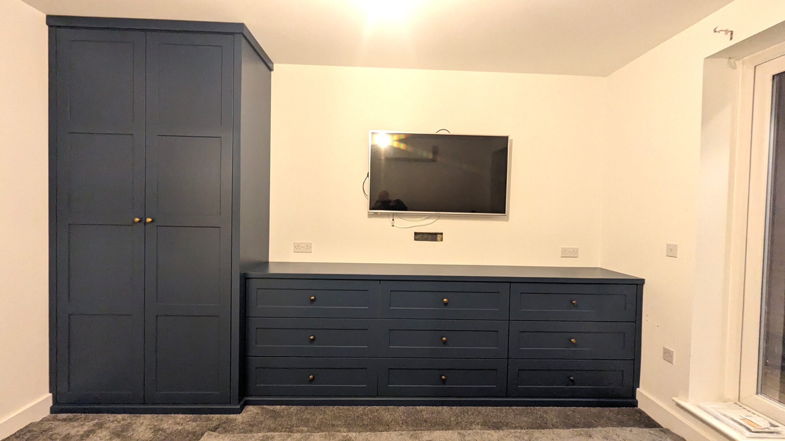 Fitted wardrobe by Laith and Wells