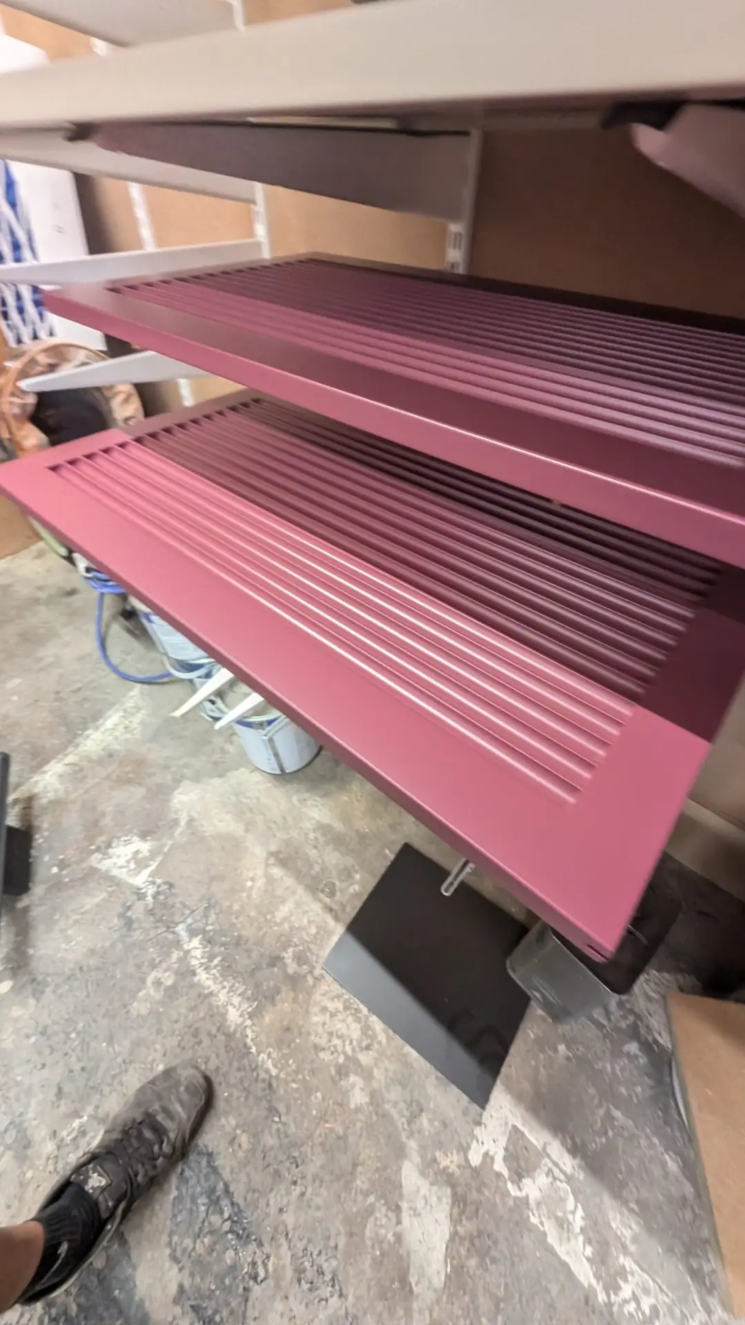 Spray finishing by Laith and Wells